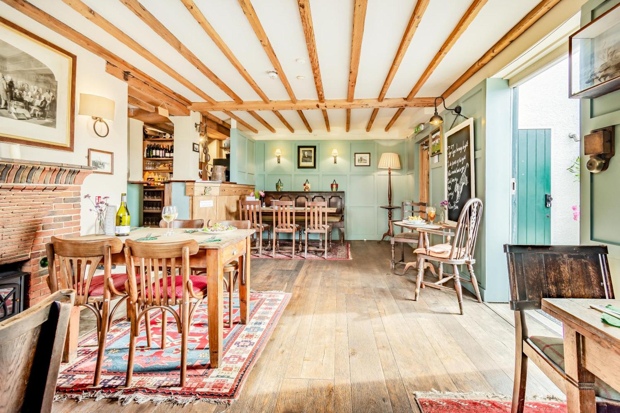 Tiger Inn - Elizabeth Eastdean Екстер'єр фото