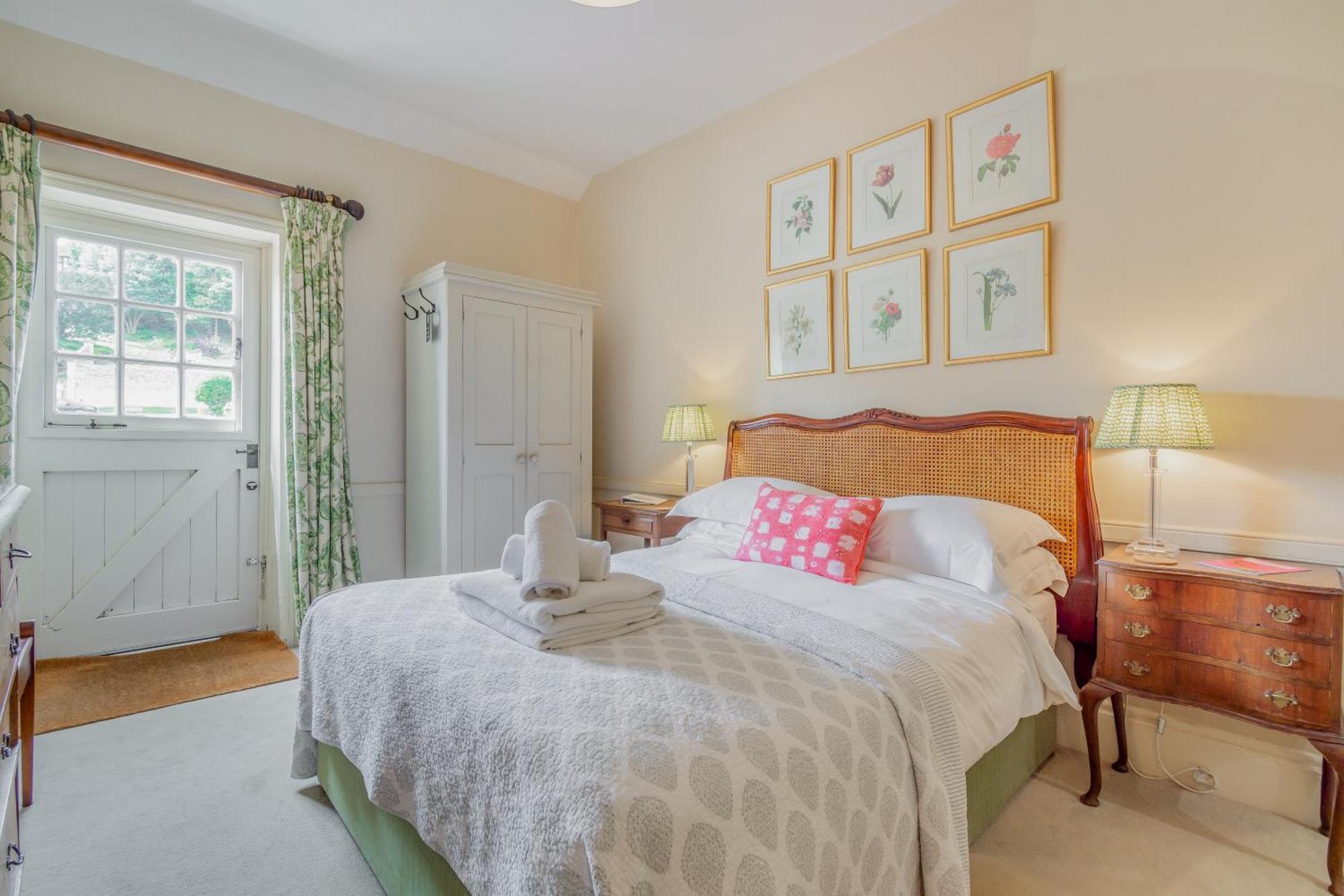 Tiger Inn - Elizabeth Eastdean Номер фото